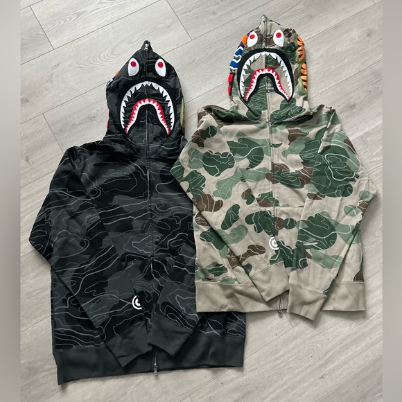 Black Layered Line Camo Shark Zip / Beige Layered Line Camo Shark Zip - Picture 2 of 2